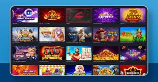 Live baccarat and casino tables on playaja